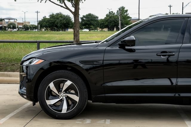 Used 2026 Jaguar F-PACE R-Dynamic S AWD/4WD image 14