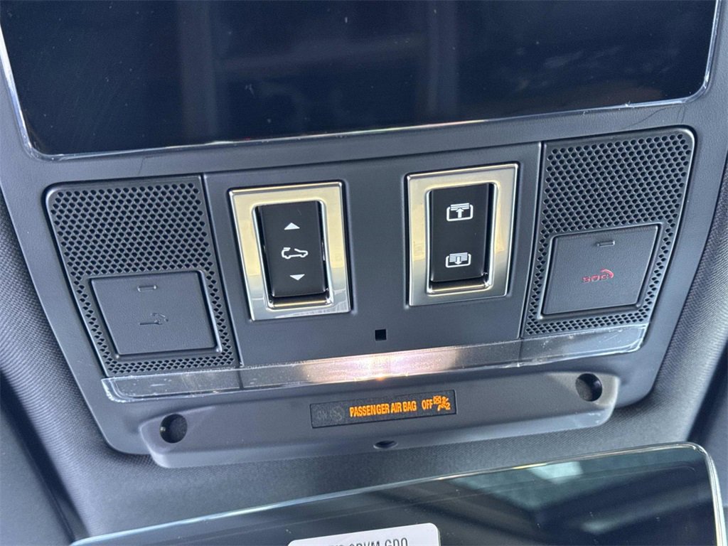 New 2026 Land Rover Defender 130 S image 21