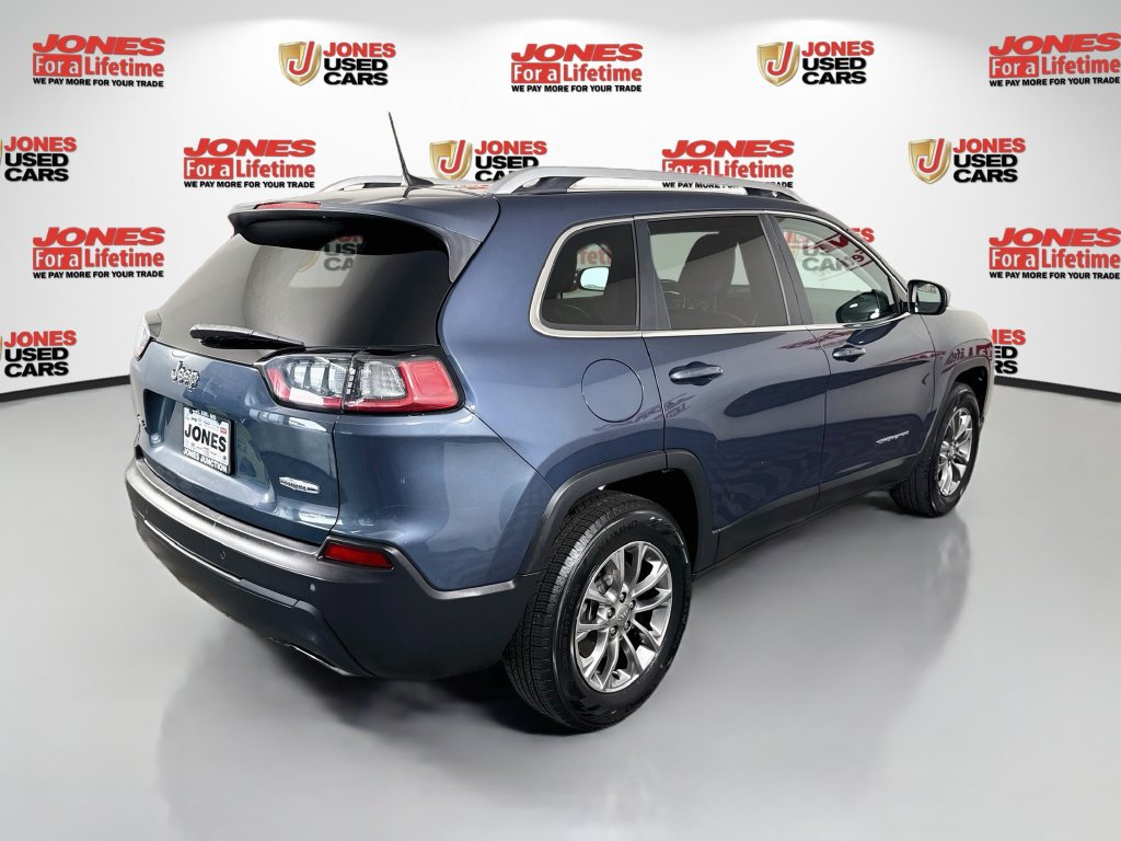 Used 2019 Jeep Cherokee Latitude Plus w/ Comfort/Convenience Group AWD/4WD image 16