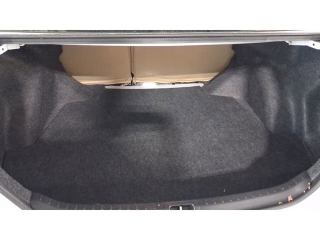 Used 2016 Toyota Corolla LE image 24