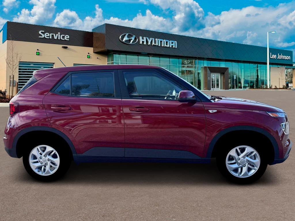New 2026 Hyundai Venue SE image 9