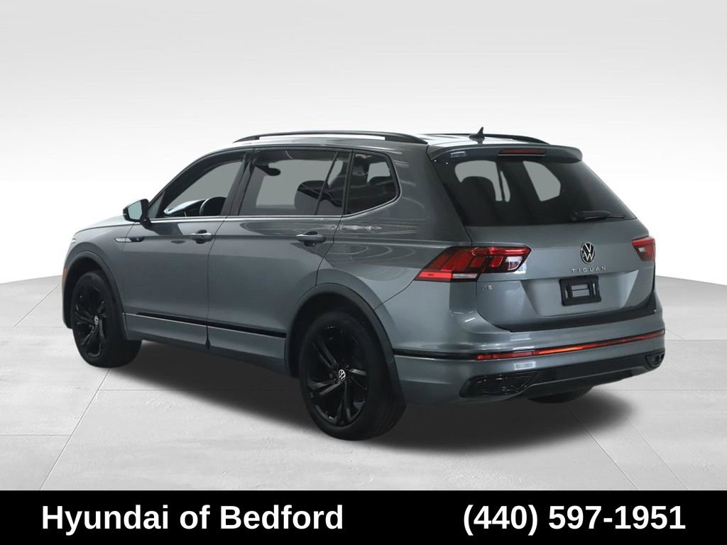 Used 2023 Volkswagen Tiguan SE R-Line FWD image 47