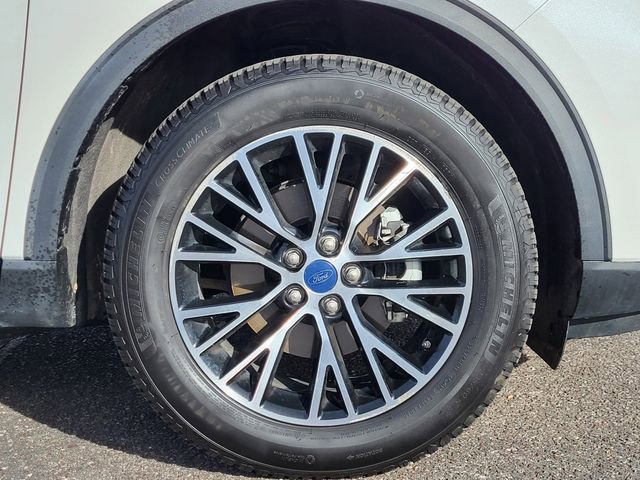 Used 2022 Ford Escape SEL w/ Class II Trailer Tow Package image 29