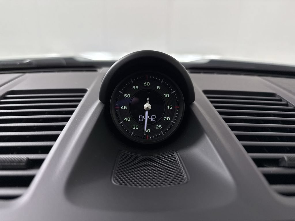 Certified 2024 Porsche 911 GT3 RS RWD image 27