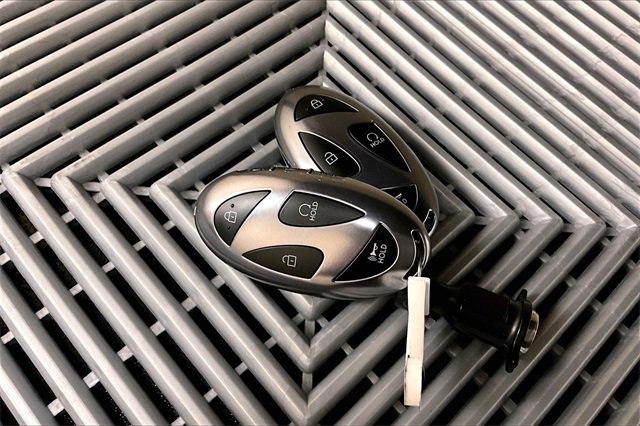 Used 2026 Hyundai Palisade Calligraphy image 11