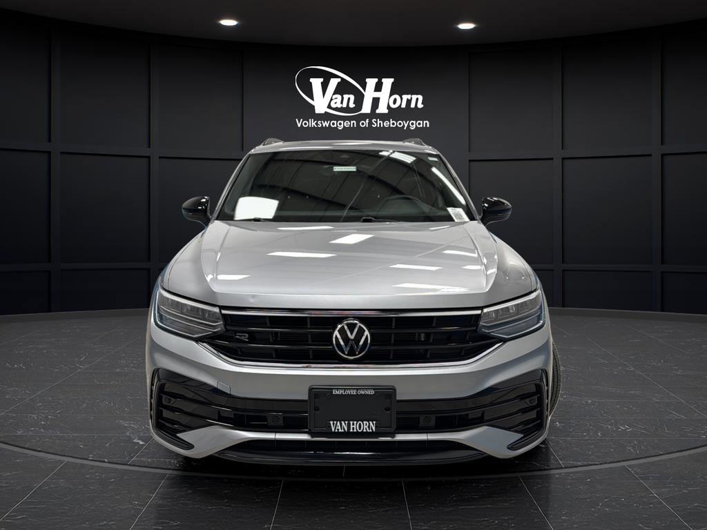 Used 2022 Volkswagen Tiguan SE R-Line image 8