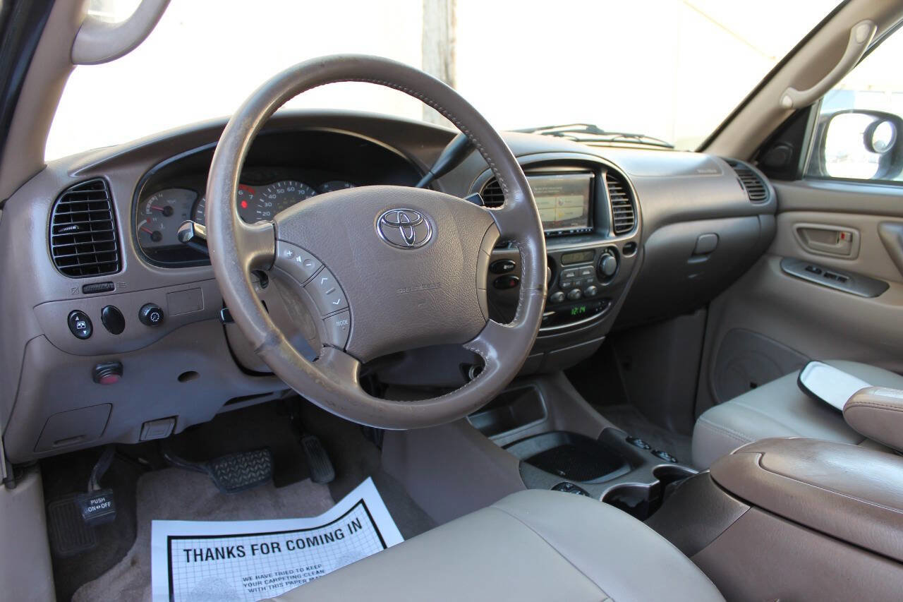 Used 2003 Toyota Sequoia Limited RWD image 22
