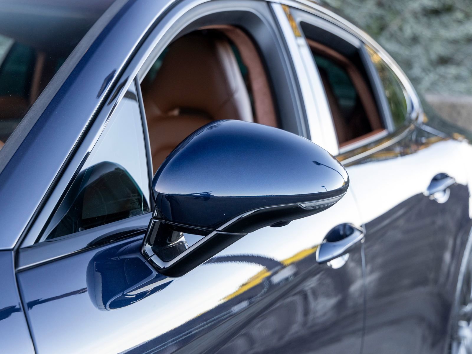 Used 2022 Porsche Panamera GTS AWD/4WD image 18