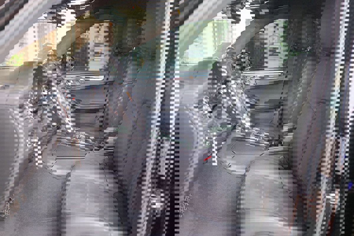 Used 2019 Porsche Macan image 12