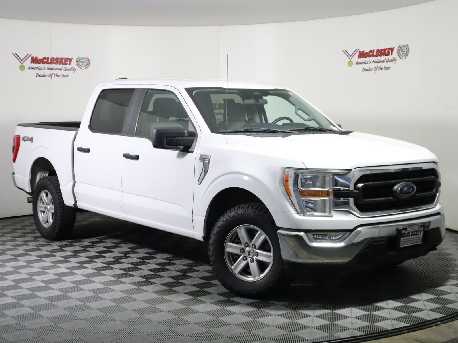 Used 2022 Ford F150 XLT w/ Trailer Tow Package AWD/4WD image 3