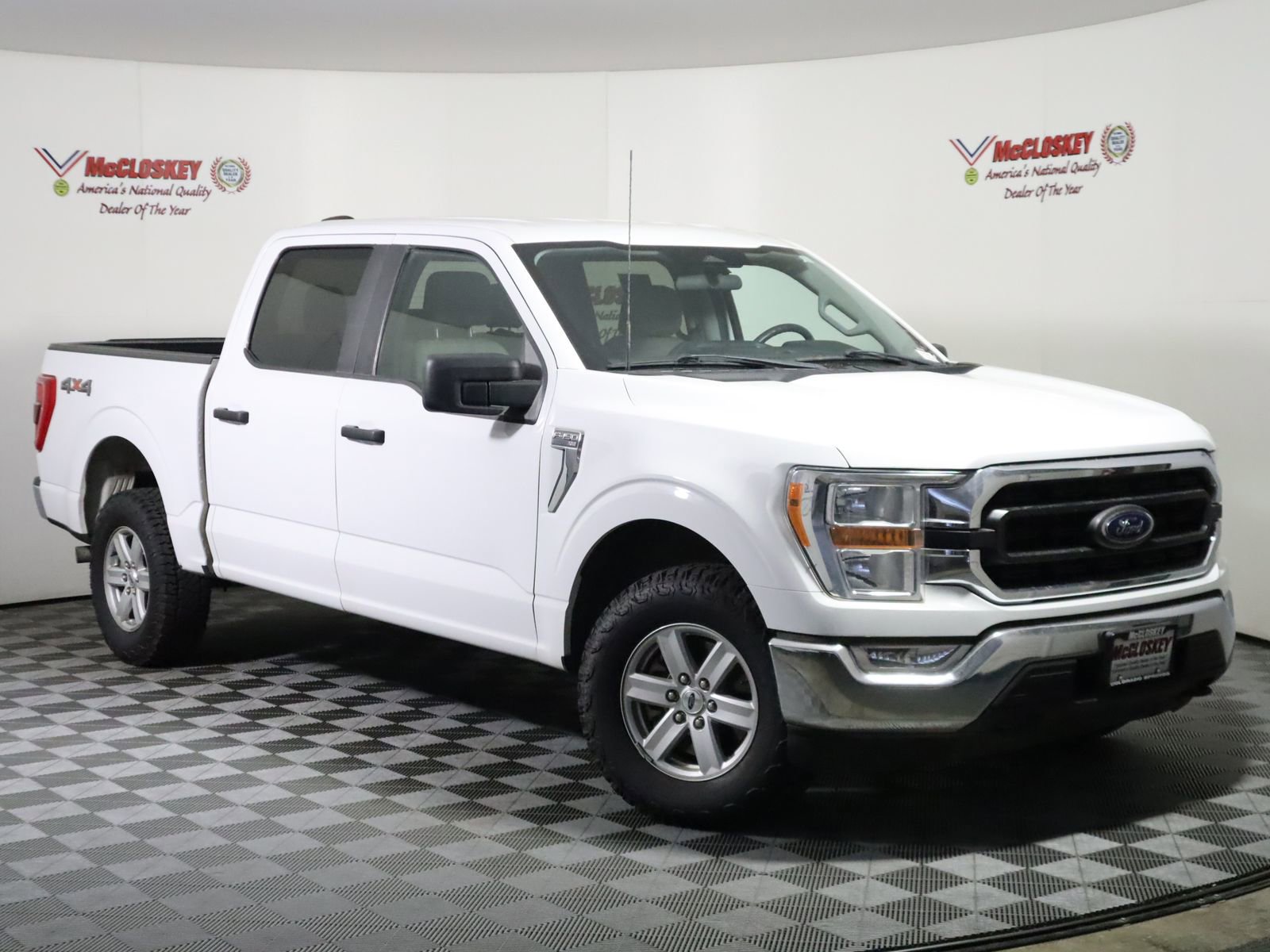 Used 2022 Ford F150 XLT w/ Trailer Tow Package AWD/4WD image 3