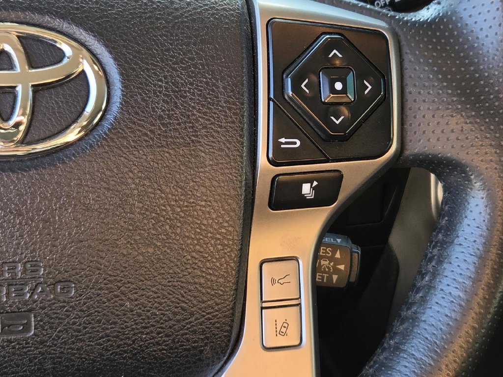Used 2021 Toyota 4Runner SR5 RWD image 28