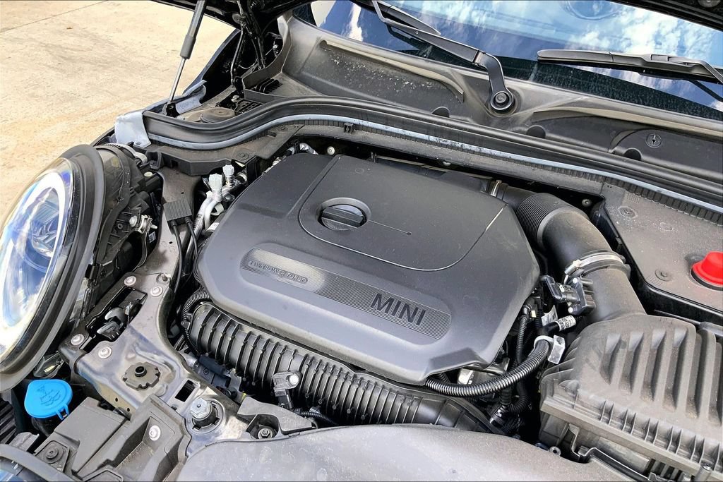 Used 2023 MINI Cooper S w/ Signature Upholstery Package FWD image 32