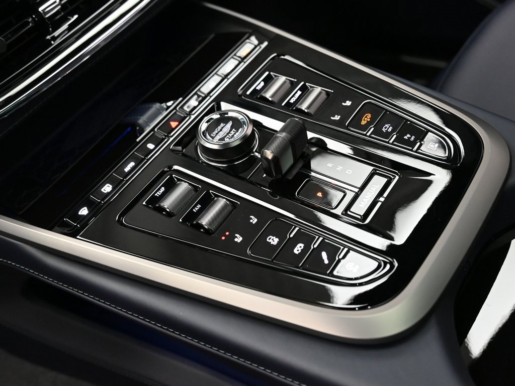 Used 2026 Aston Martin DBX S image 19