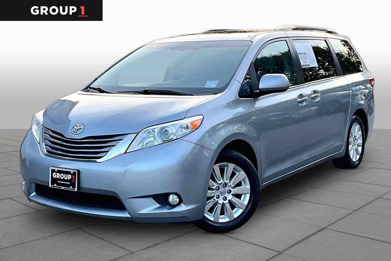 Used 2016 Toyota Sienna XLE w/ XLE Navigation Package AWD/4WD image 1