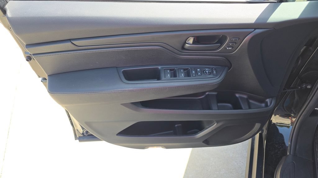 Certified 2025 Honda Odyssey EX-L image 23