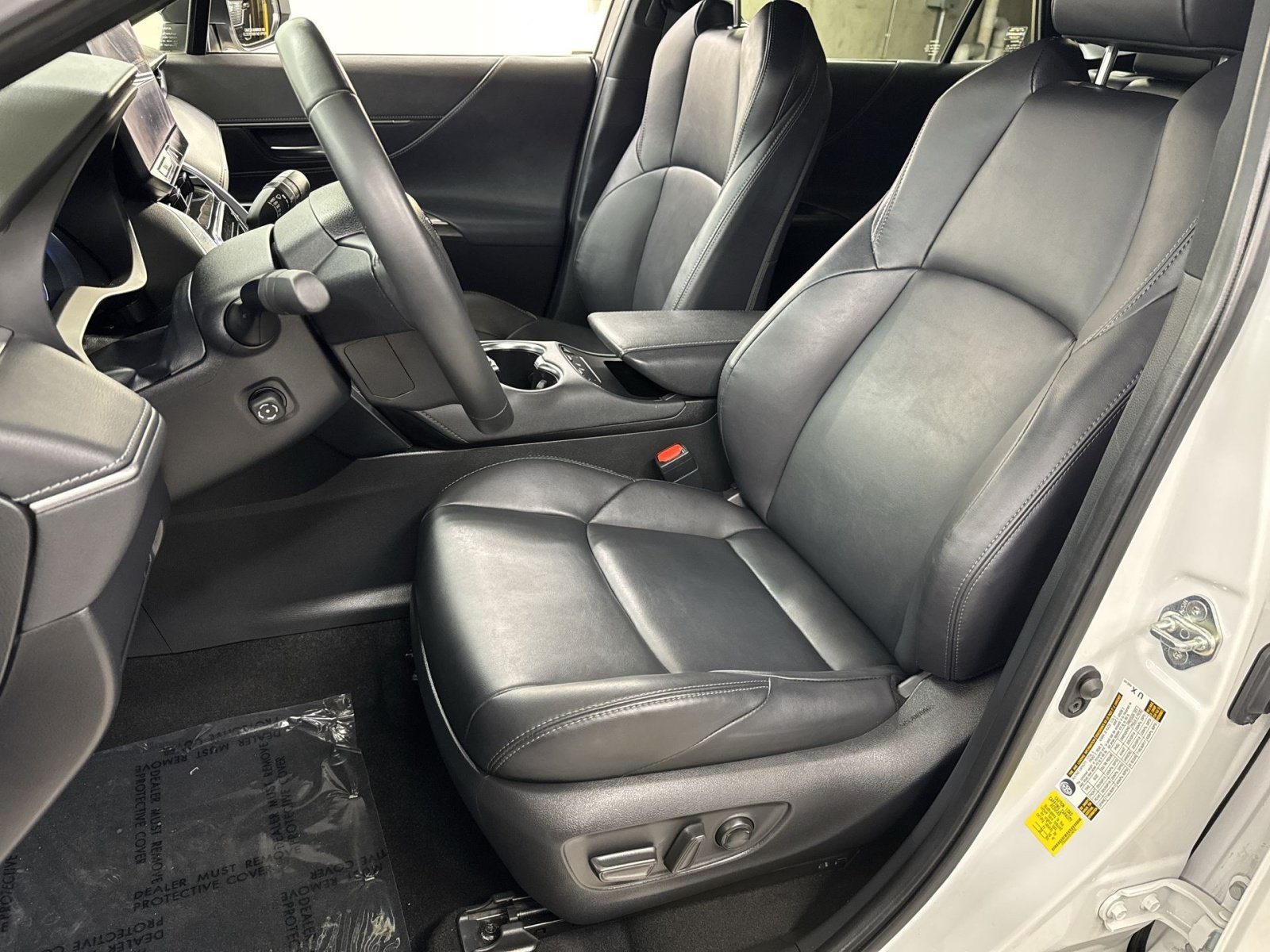 Used 2023 Toyota Venza Nightshade AWD/4WD image 25