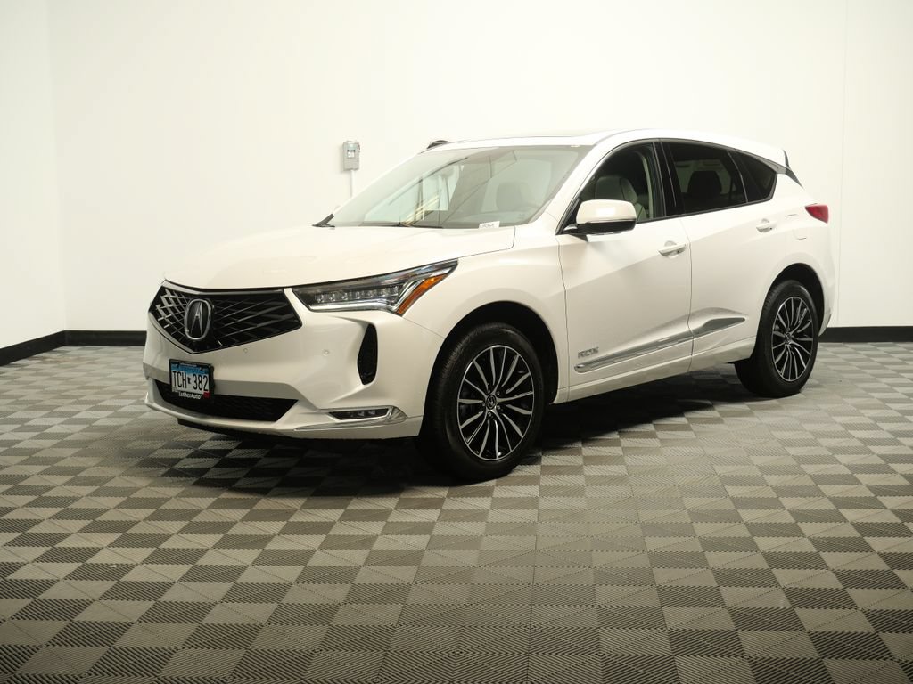 Used 2025 Acura RDX SH-AWD w/ Advance Package image 3