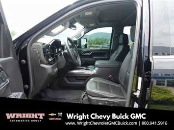 Used 2024 Chevrolet Silverado 3500 LTZ image 17