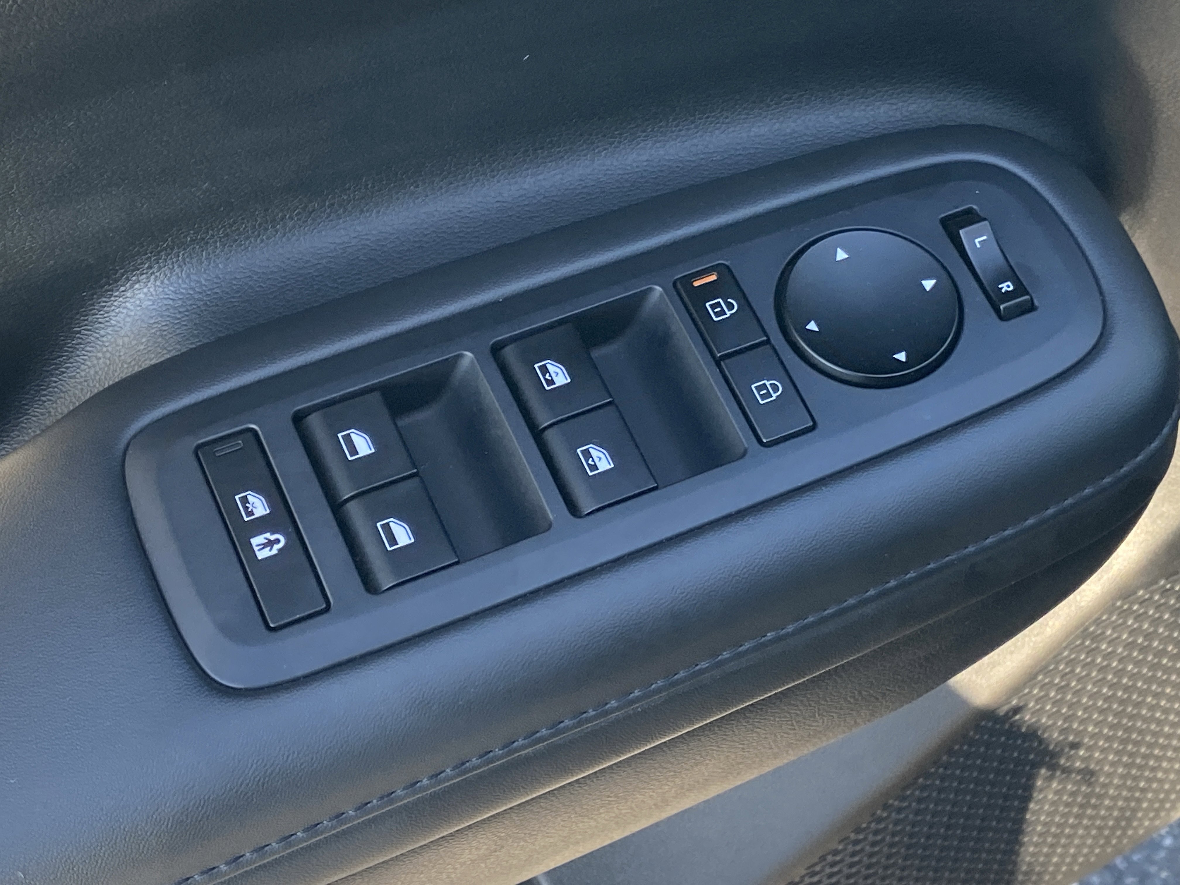 Used 2024 Hyundai Santa Fe SEL image 18