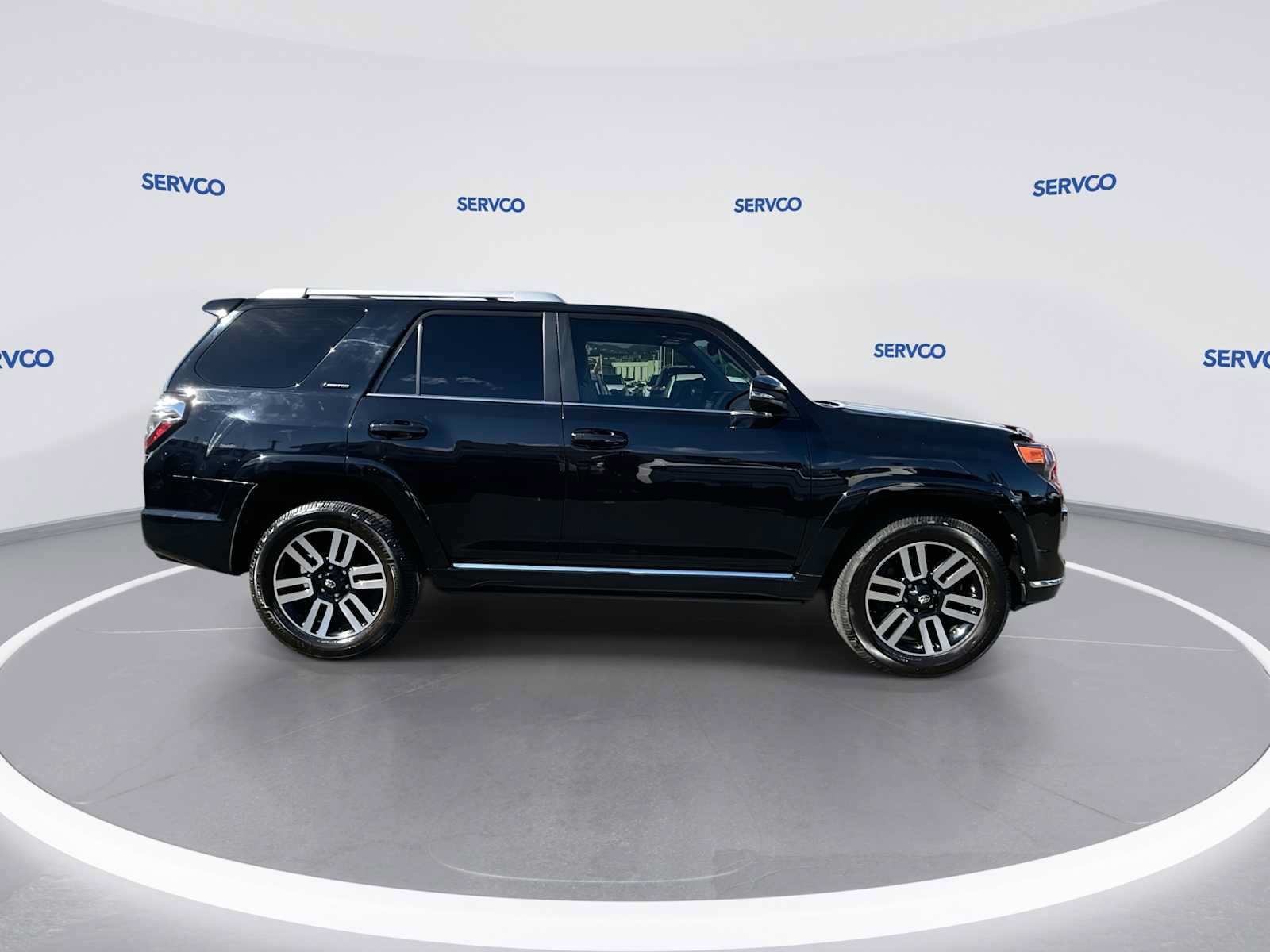 Used 2022 Toyota 4Runner Limited RWD image 9