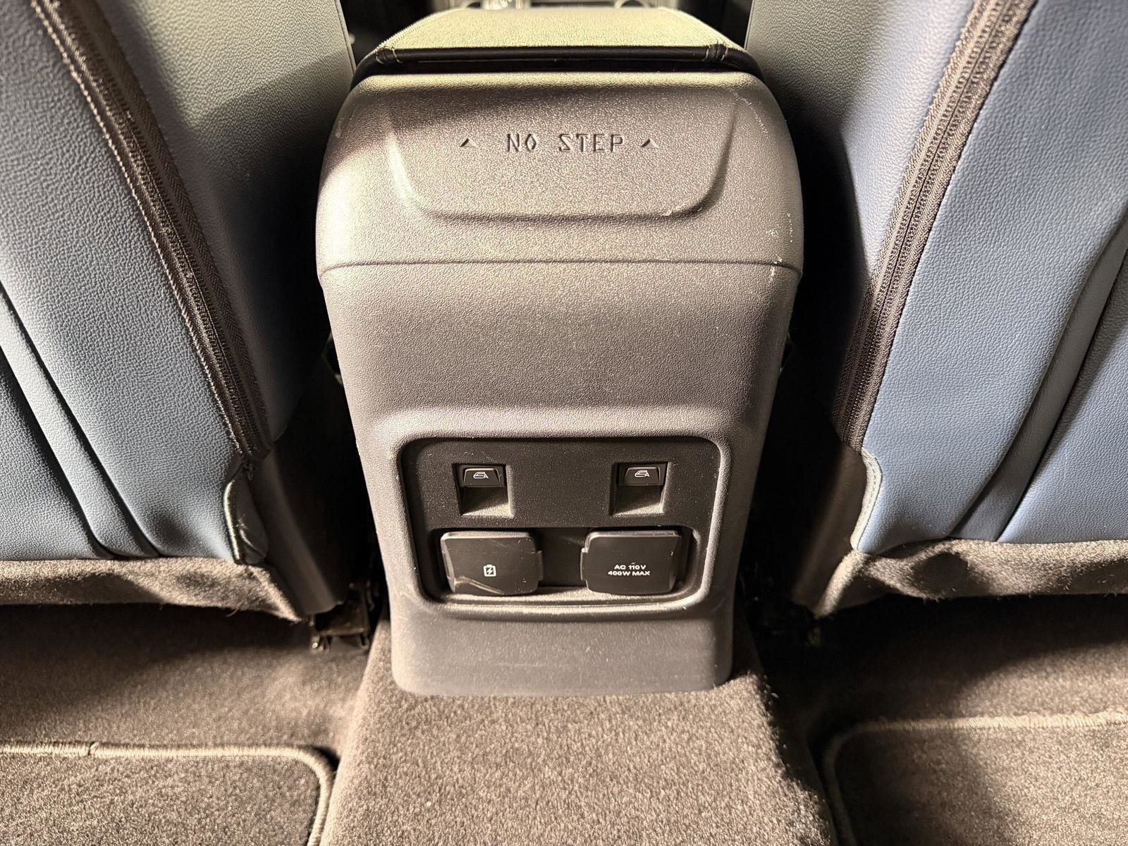 Used 2024 Ford Bronco Outer Banks image 16
