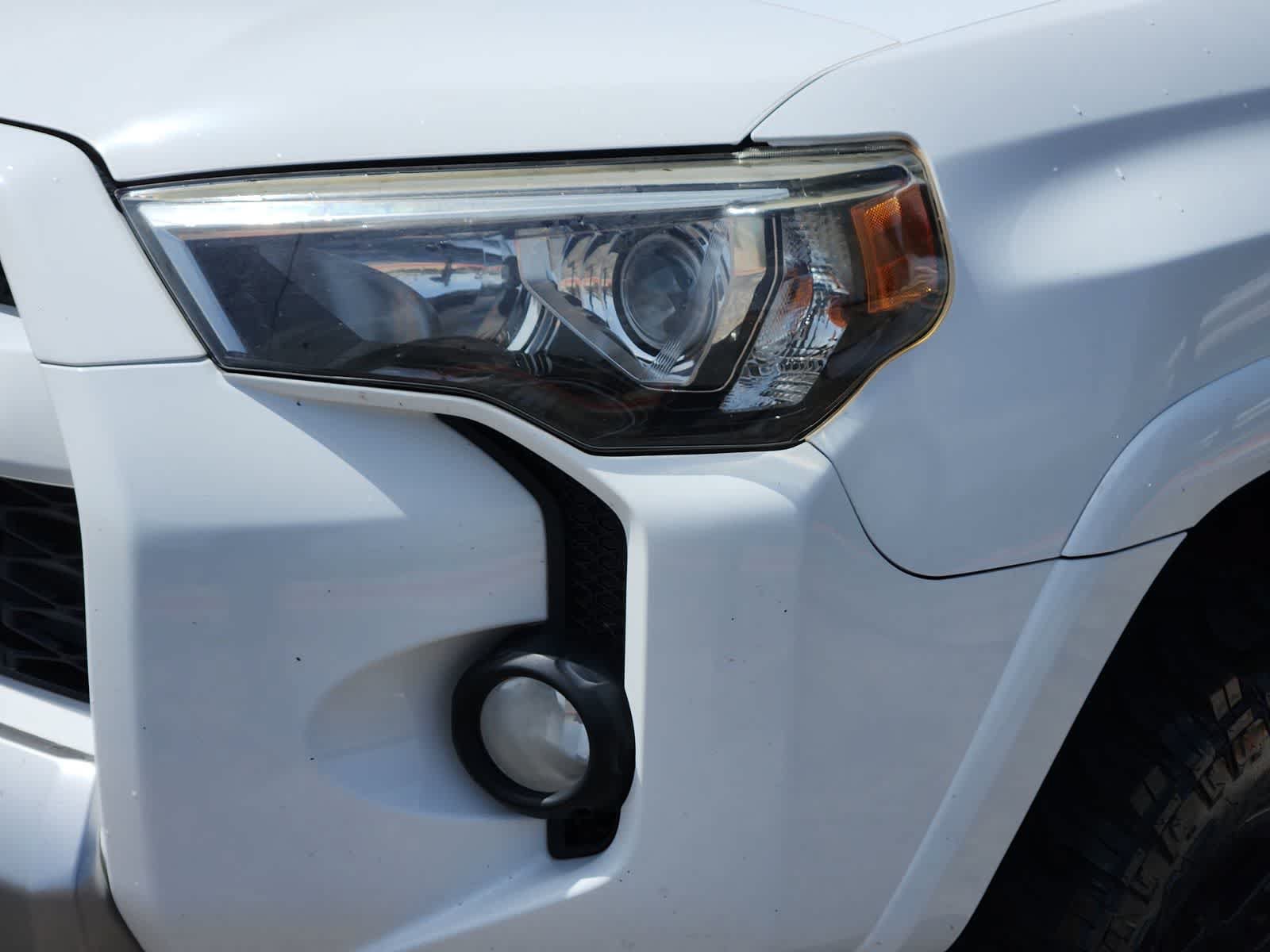 Used 2018 Toyota 4Runner TRD Off-Road Premium AWD/4WD image 7