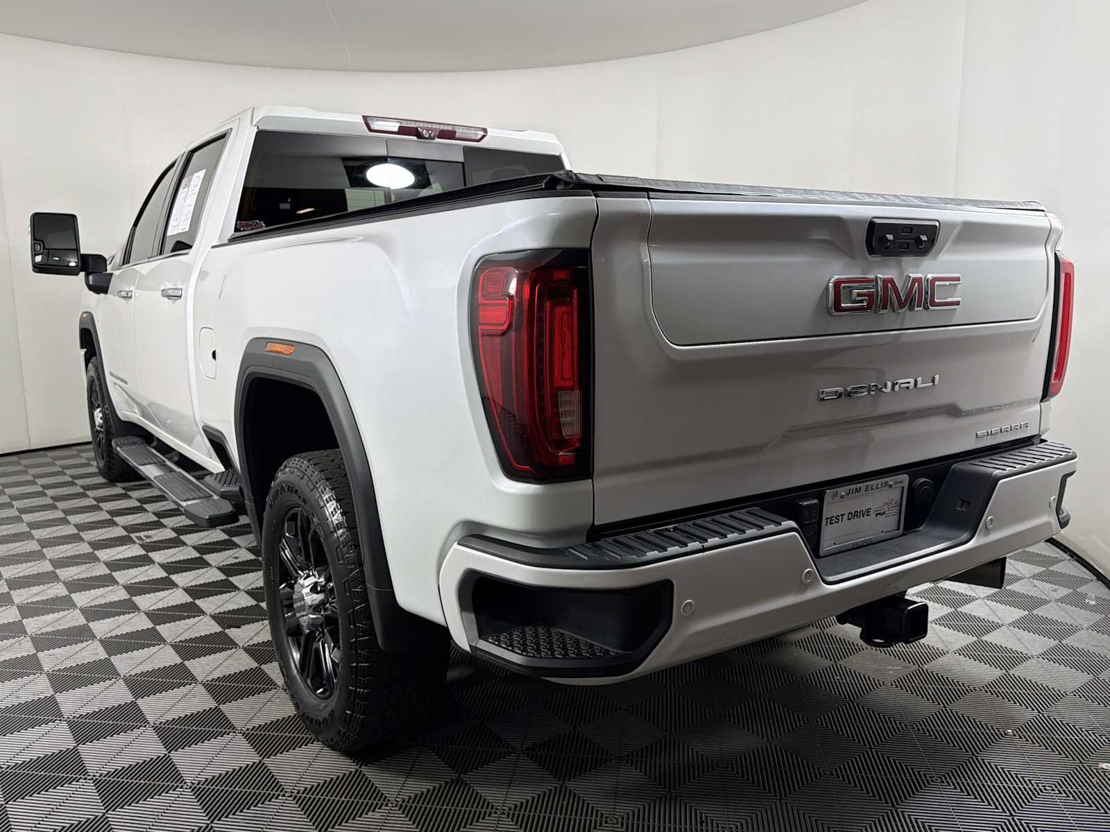 Used 2020 GMC Sierra 2500 Denali w/ Denali Ultimate Package AWD/4WD image 4