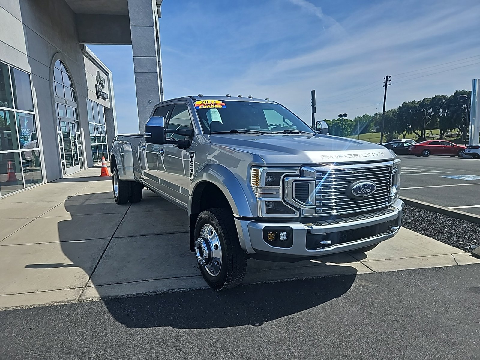 Used 2022 Ford F450 Platinum w/ FX4 Off-Road Package AWD/4WD image 7