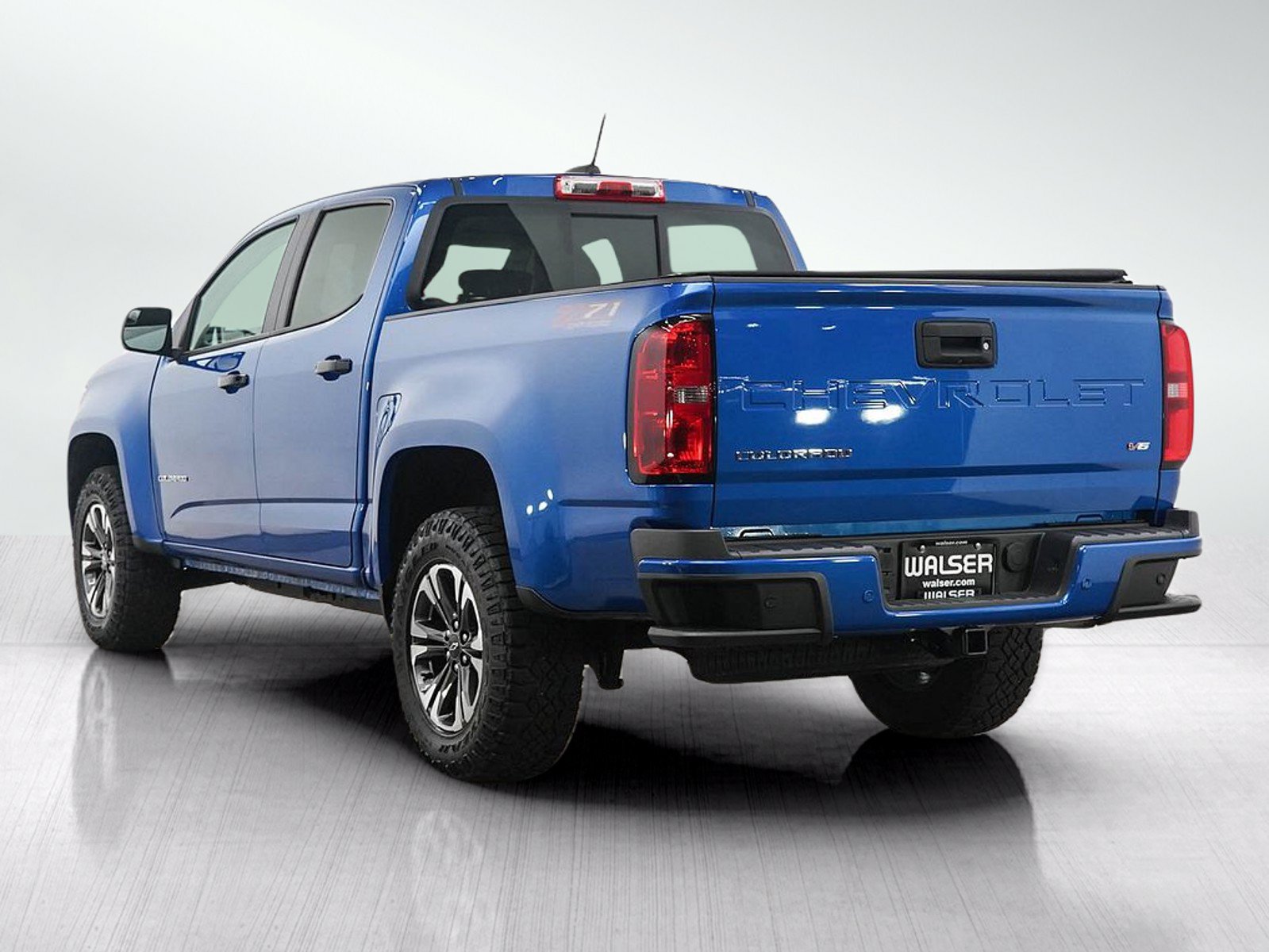 Used 2022 Chevrolet Colorado Z71 AWD/4WD image 3