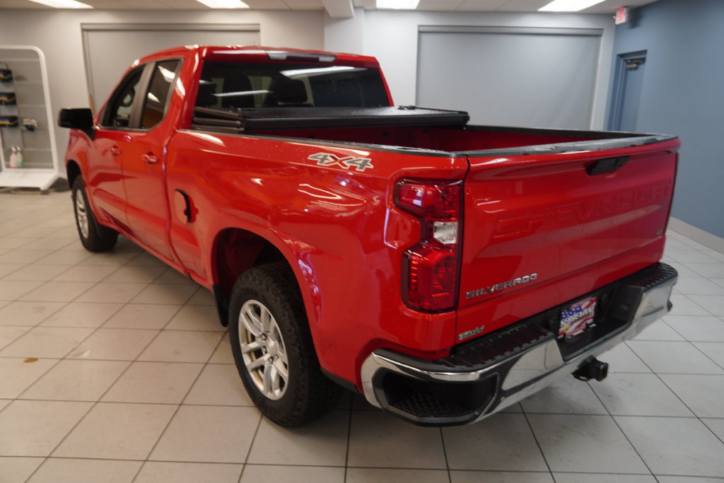 Used 2019 Chevrolet Silverado 1500 LT w/ All-Star Edition AWD/4WD image 9