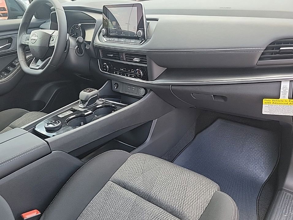 New 2026 Nissan Rogue SV image 10