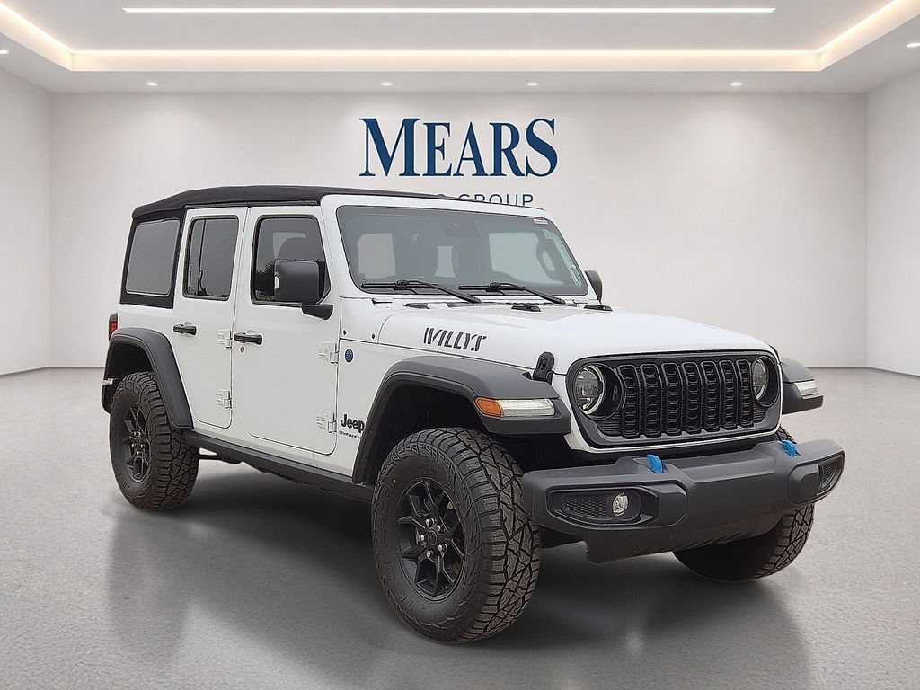 Used 2024 Jeep Wrangler Unlimited AWD/4WD image 7