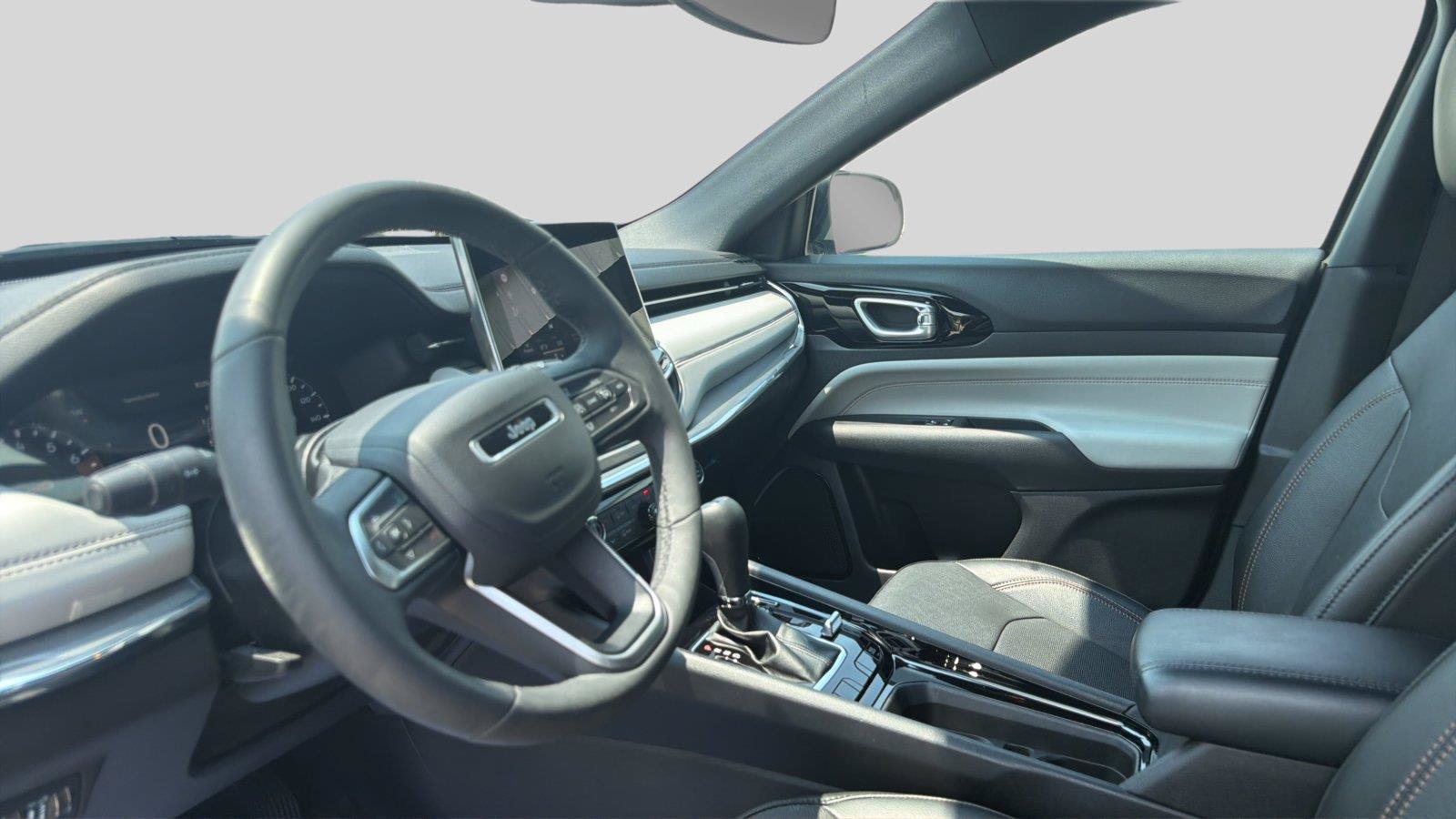 Used 2023 Jeep Compass Limited AWD/4WD image 15