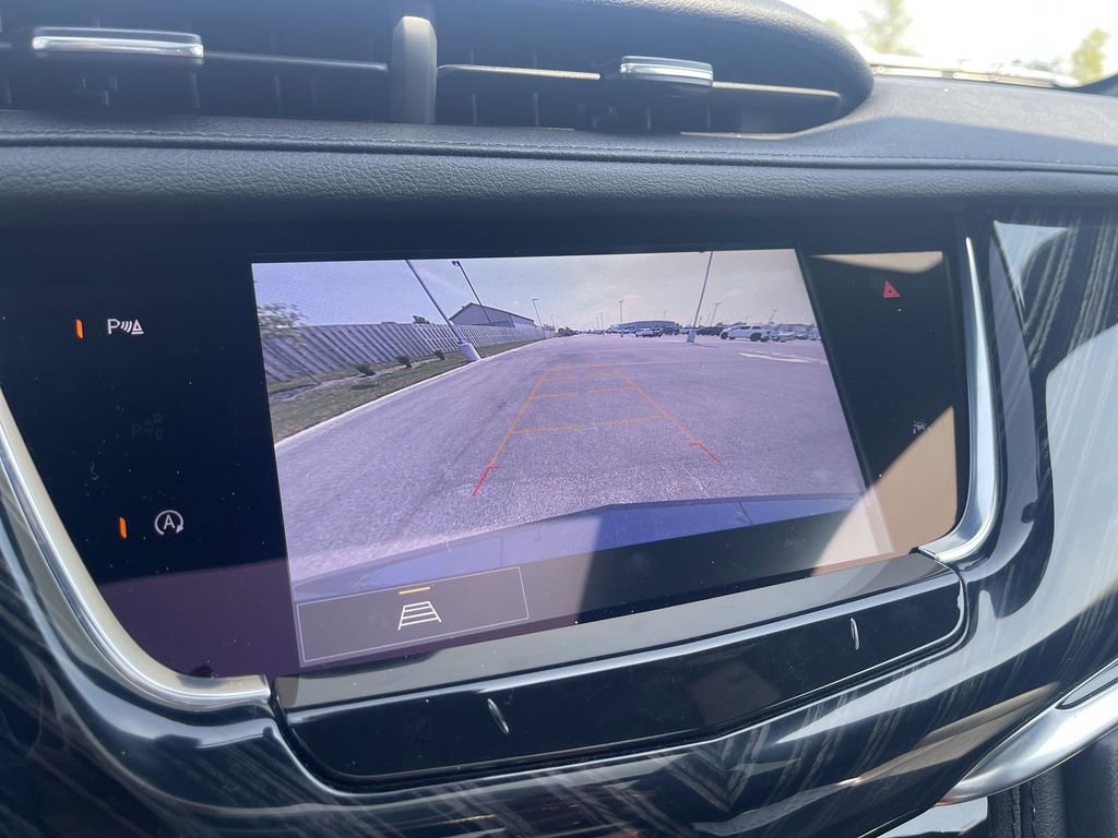 Certified 2025 Cadillac XT6 Premium Luxury image 29