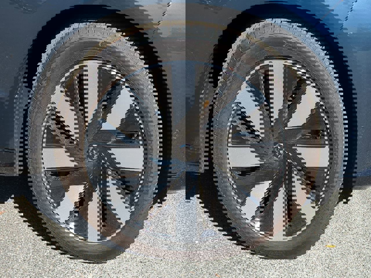 New 2025 Volvo EX90 Ultra image 11