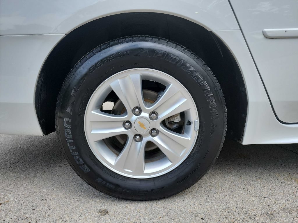 Used 2014 Chevrolet Impala Limited LS FWD image 7