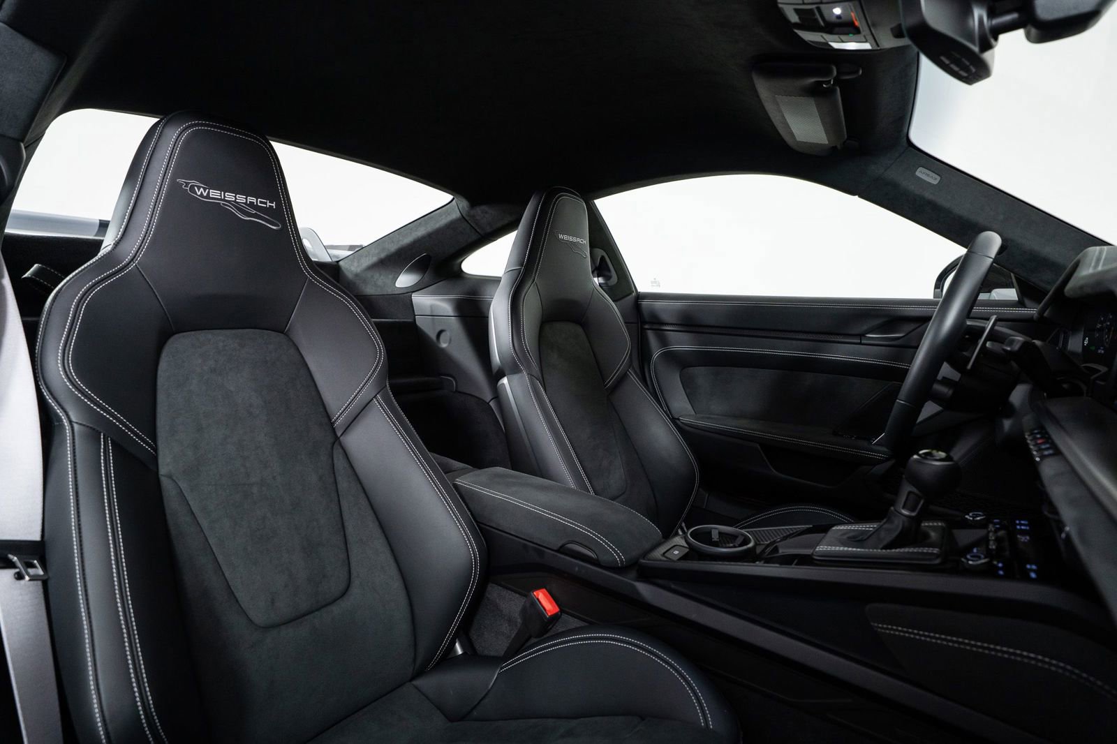 Used 2025 Porsche 911 GT3 RWD image 47