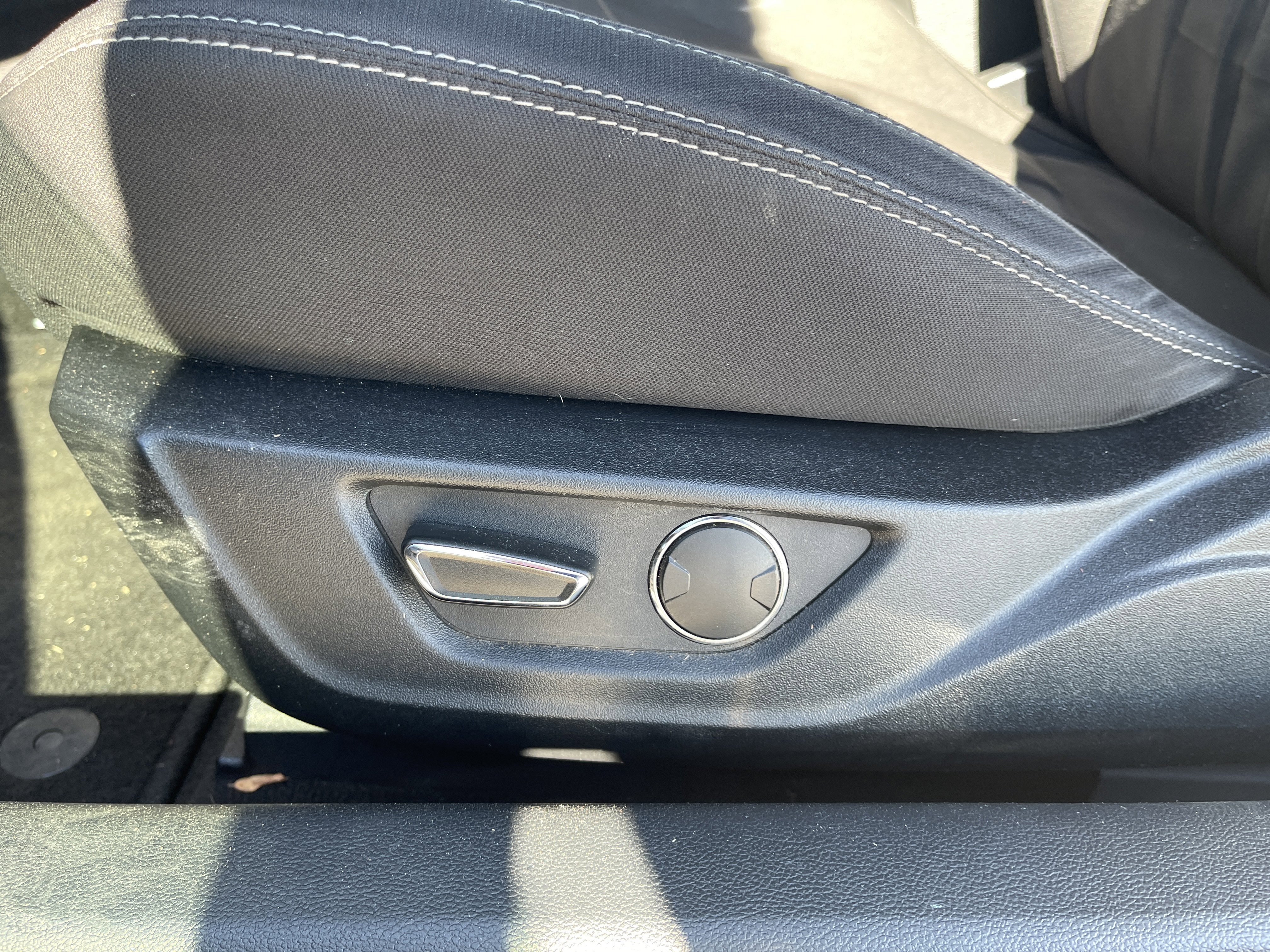 Used 2019 Ford Mustang GT w/ Black Accent Package image 36