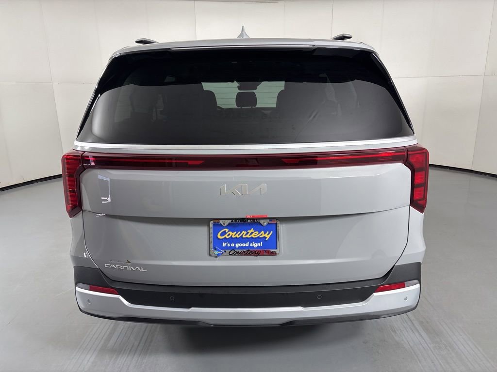 New 2026 Kia Carnival EX FWD image 7