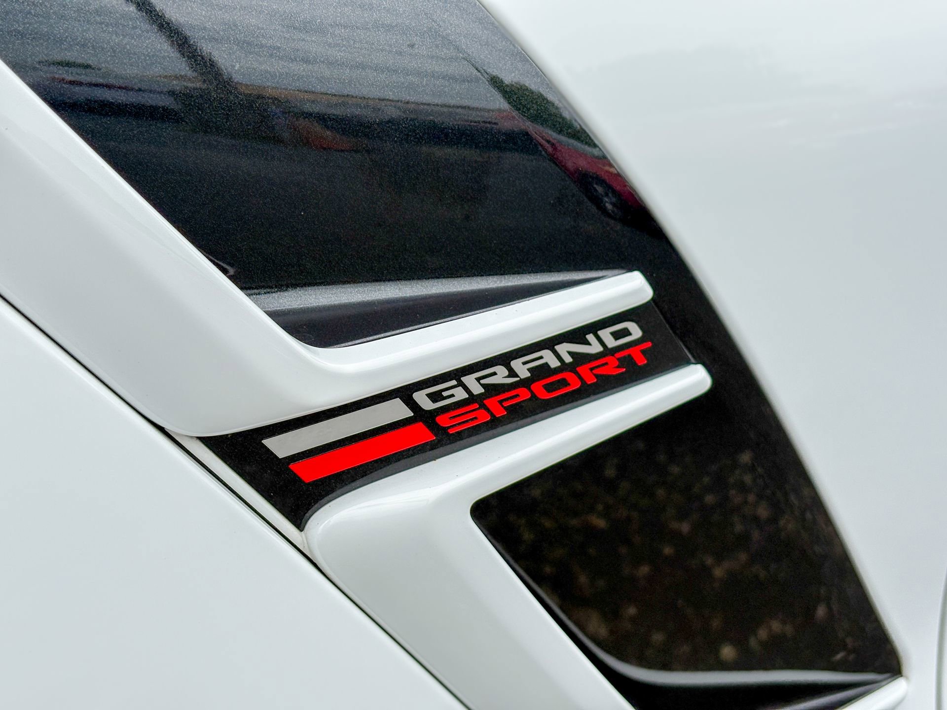 Used 2017 Chevrolet Corvette Grand Sport RWD image 11