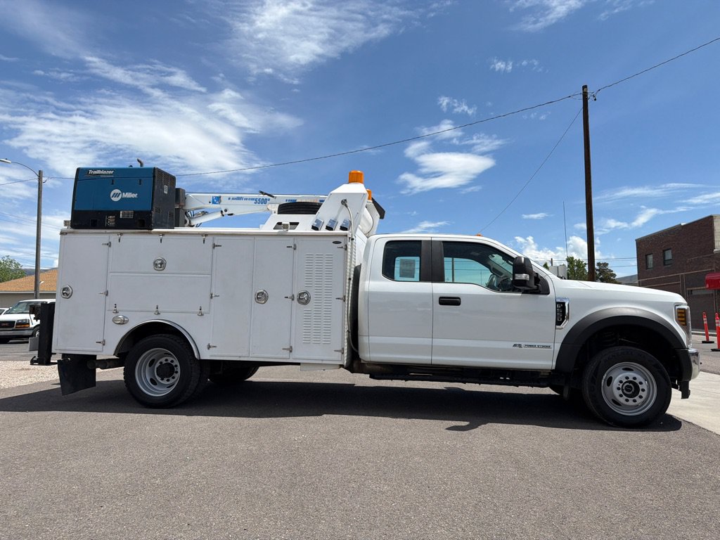 Used 2019 Ford F550 4x4 SuperCab Super Duty image 4