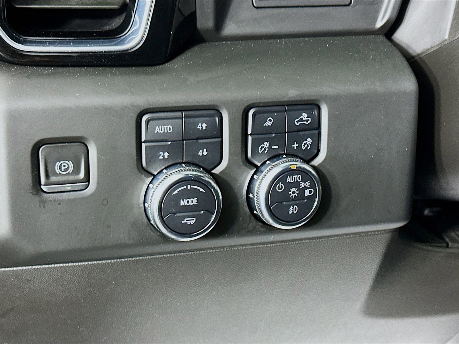 Used 2022 GMC Sierra 1500 Denali image 11