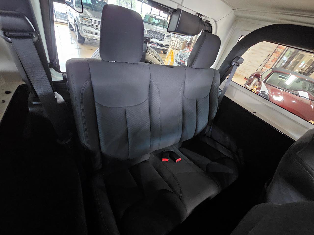Used 2016 Jeep Wrangler Sport AWD/4WD image 13