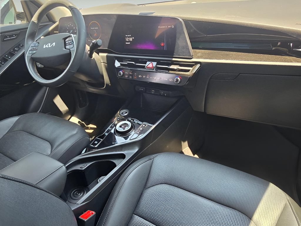 Used 2023 Kia Niro Wave FWD image 26