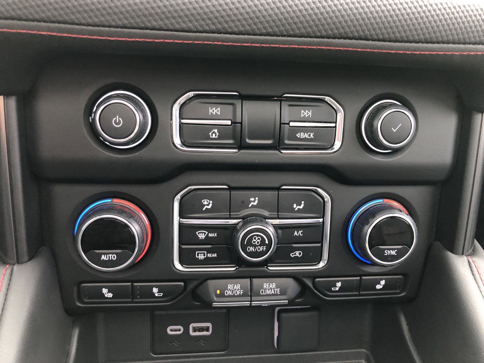 Certified 2024 Chevrolet Suburban RST w/ Sport Performance Package image 16