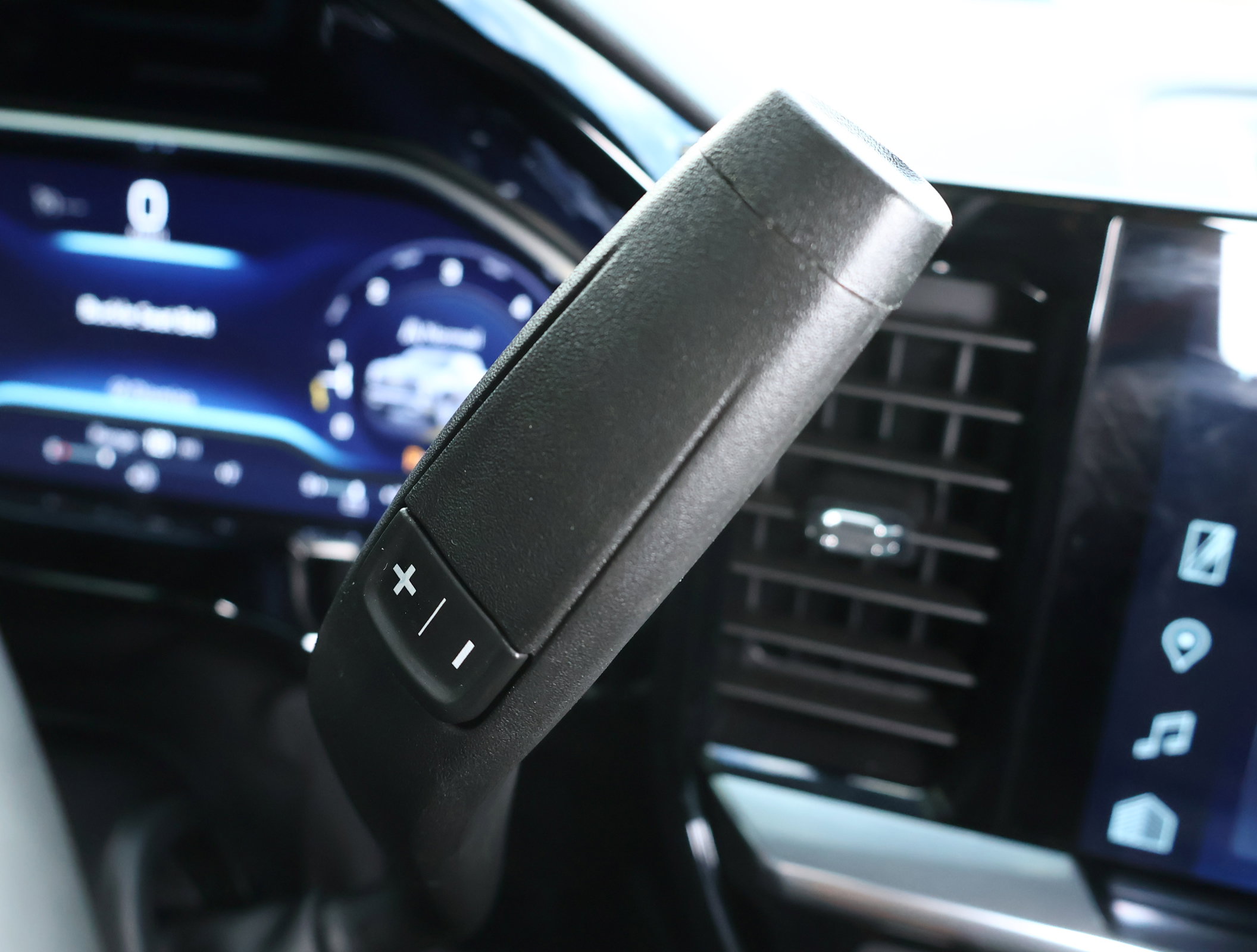 Used 2024 Chevrolet Silverado 1500 LT w/ Protection Package image 17