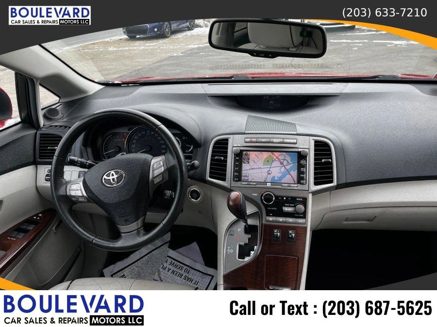 Used 2011 Toyota Venza AWD w/ Comfort Pkg image 21