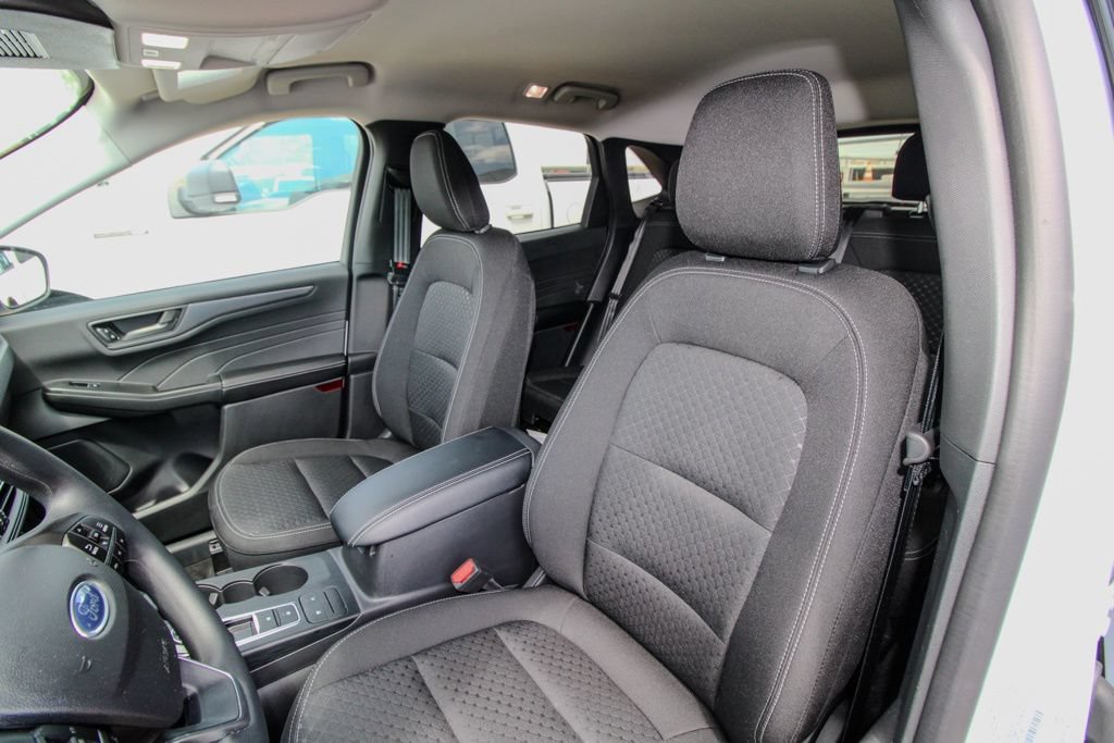Used 2025 Ford Escape Active FWD image 14
