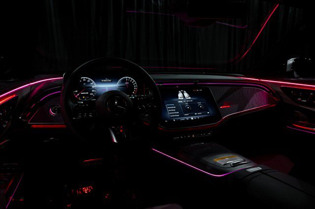 New 2026 Mercedes-Benz E 53 AMG e 4MATIC Sedan image 18